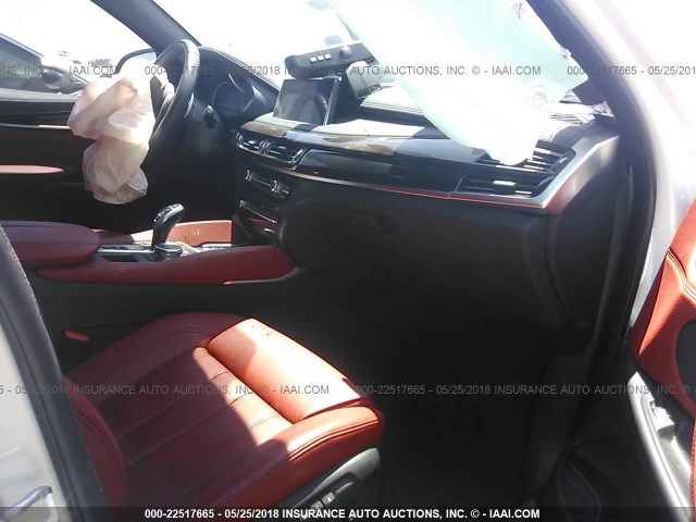 5UXKU0C39H0G68055 - 2017 BMW X6 SDRIVE35I WHITE photo 5