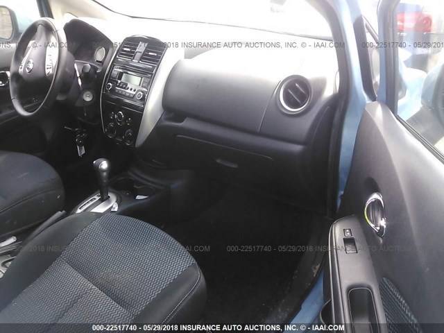 3N1CE2CP0FL438289 - 2015 NISSAN VERSA NOTE S/S PLUS/SV/SL/SR BLUE photo 5