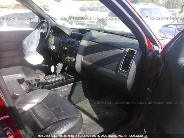 1FMCU94198KA60279 - 2008 FORD ESCAPE LIMITED RED photo 5