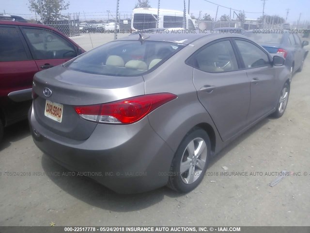 5NPDH4AE5BH004482 - 2011 HYUNDAI ELANTRA GLS/LIMITED GRAY photo 4