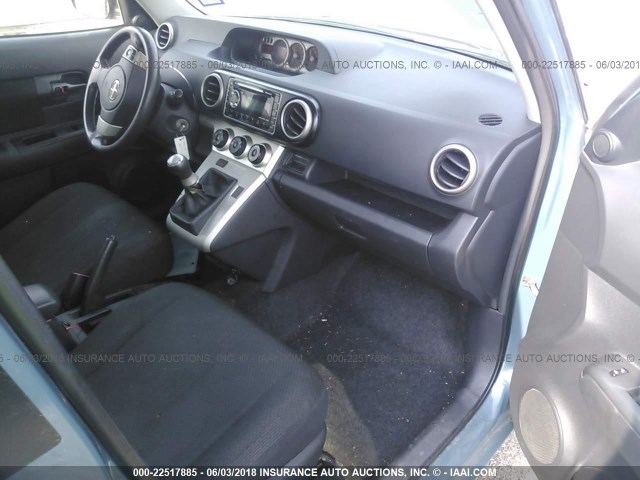 JTLKE50E281019341 - 2008 TOYOTA SCION XB GREEN photo 5