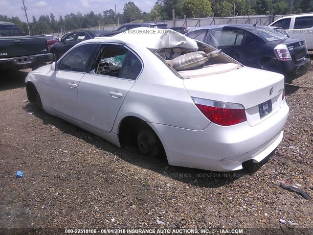 WBANF33596CB86710 - 2006 BMW 525 XI WHITE photo 3