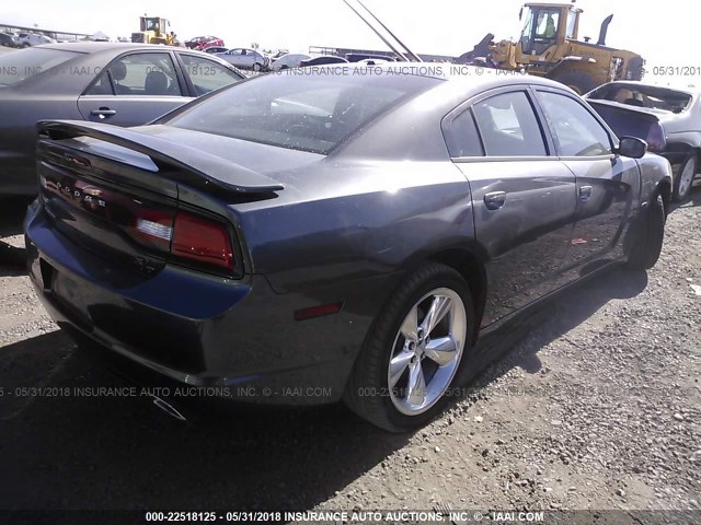 2C3CDXCT2EH143751 - 2014 DODGE CHARGER R/T GRAY photo 4