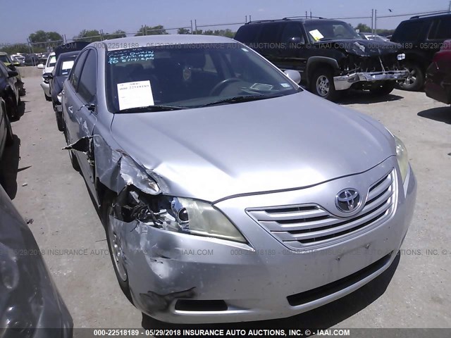 4T1BE46K59U368136 - 2009 TOYOTA CAMRY SE/LE/XLE SILVER photo 1