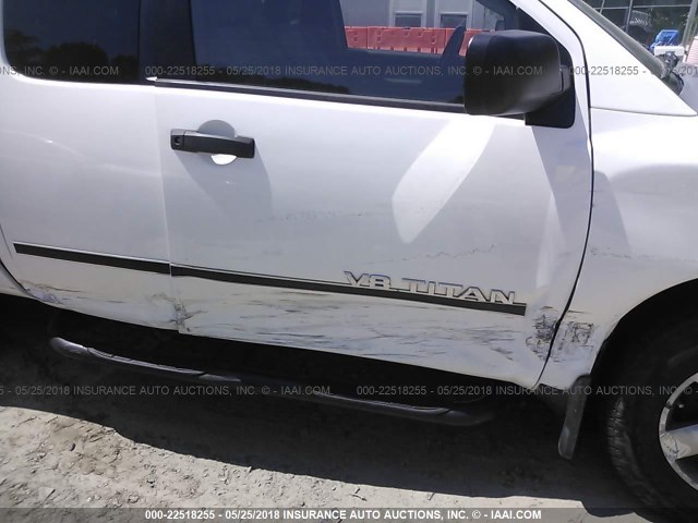 1N6BA06B57N200526 - 2007 NISSAN TITAN XE/SE/LE WHITE photo 6