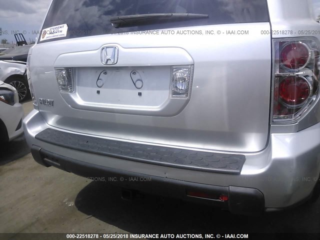 5FNYF285X6B045180 - 2006 HONDA PILOT EX SILVER photo 6