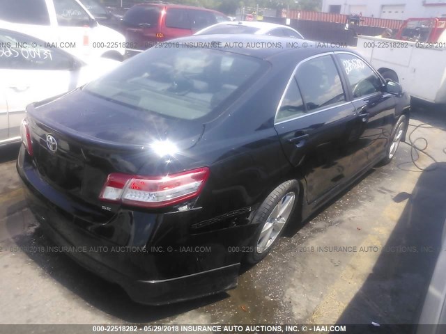 4T1BF3EK6AU061037 - 2010 TOYOTA CAMRY SE/LE/XLE 黑色 照片 4