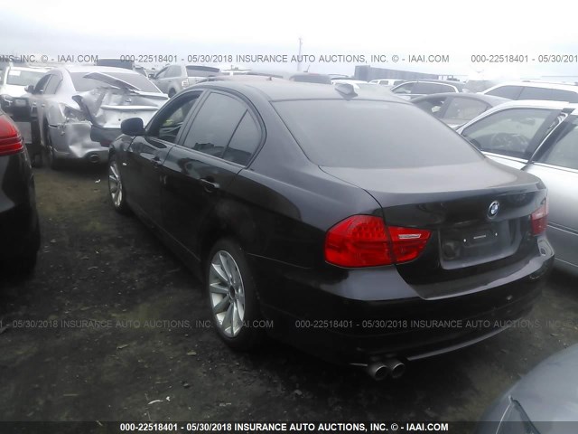 WBAPK5C5XBA658786 - 2011 BMW 328 XI SULEV BLACK photo 3