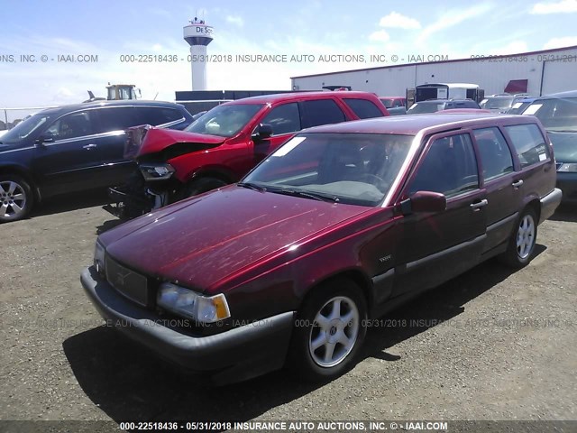 YV1LW5559V2330612 - 1997 VOLVO 850 MAROON photo 2