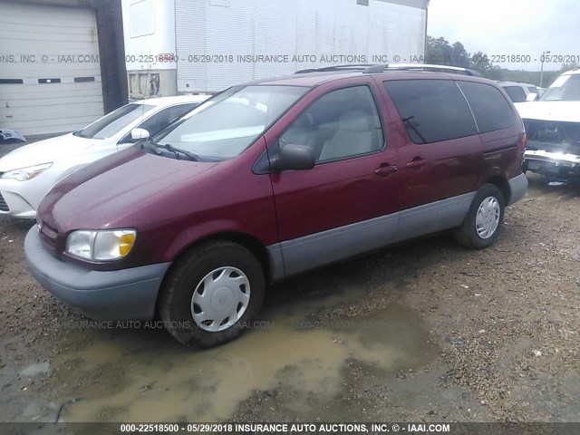 4T3ZF13C3YU256528 - 2000 TOYOTA SIENNA LE/XLE BURGUNDY photo 2