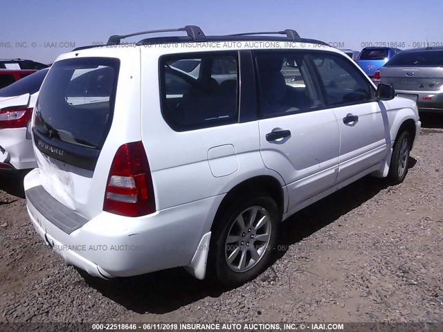 JF1SG65675H733956 - 2005 SUBARU FORESTER 2.5XS WHITE photo 4