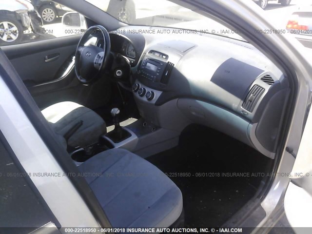 KMHDU46D49U594990 - 2009 HYUNDAI ELANTRA GLS/SE SILVER photo 5