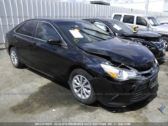 4T4BF1FKXFR514138 - 2015 TOYOTA CAMRY LE/XLE/SE/XSE BLACK photo 1