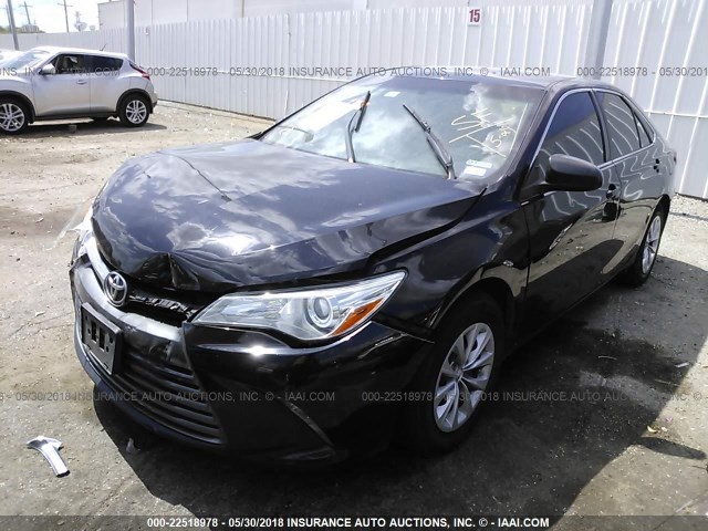 4T4BF1FKXFR514138 - 2015 TOYOTA CAMRY LE/XLE/SE/XSE BLACK photo 2