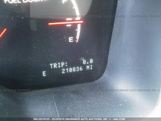 5LMEU88H73ZJ45886 - 2003 LINCOLN AVIATOR 白色 照片 7