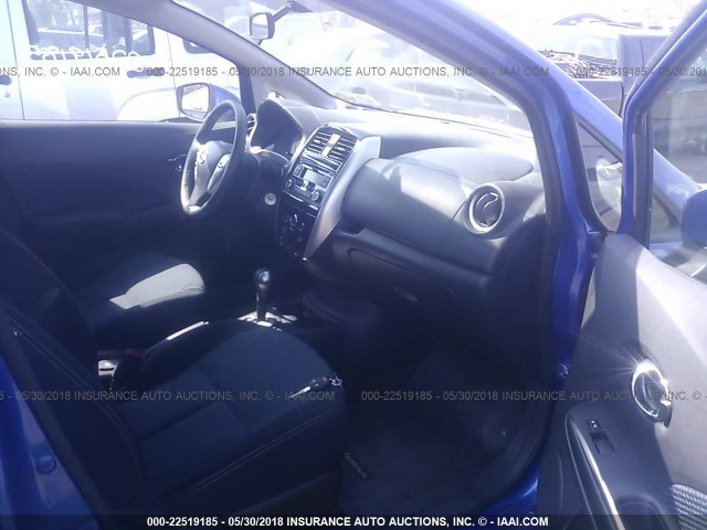 3N1CE2CP9FL440509 - 2015 NISSAN VERSA NOTE S/S PLUS/SV/SL/SR BLUE photo 5