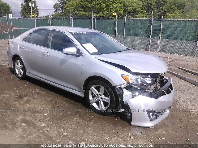 4T1BF1FK4CU117272 - 2012 TOYOTA CAMRY SE/LE/XLE 银色 照片 1