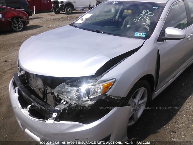 4T1BF1FK4CU117272 - 2012 TOYOTA CAMRY SE/LE/XLE 银色 照片 6