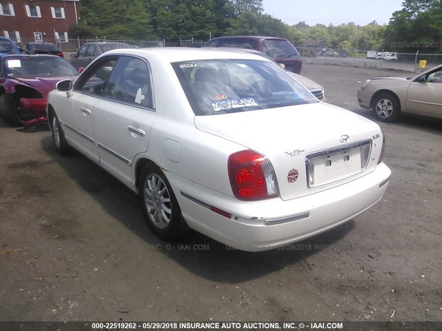 KMHFU45E04A332414 - 2004 HYUNDAI XG 350 WHITE photo 3