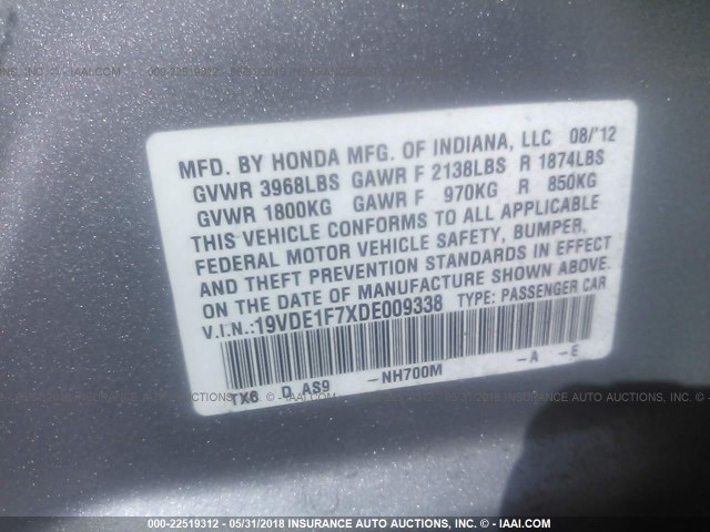 19VDE1F7XDE009338 - 2013 ACURA ILX 20 TECH SILVER photo 9