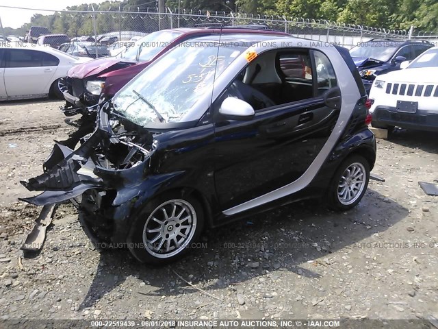 WMEEJ3BA6BK490124 - 2011 SMART FORTWO PURE/PASSION SILVER photo 2