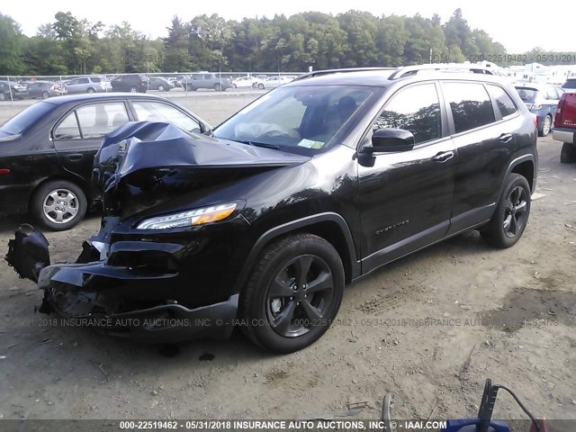 1C4PJMCB5JD555570 - 2018 JEEP CHEROKEE LATITUDE Czarny zdjęcie 2