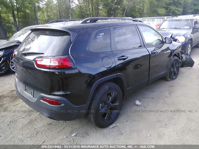 1C4PJMCB5JD555570 - 2018 JEEP CHEROKEE LATITUDE Czarny zdjęcie 4