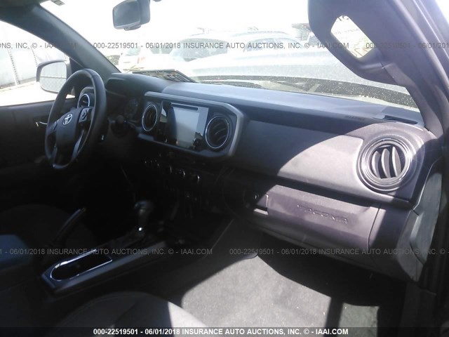 3TMDZ5BN0HM024725 - 2017 TOYOTA TACOMA DBL CAB/SR5/TRD SPORT/OR BLACK photo 5