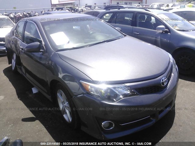 4T1BF1FK2EU356144 - 2014 TOYOTA CAMRY L/SE/LE/XLE 灰色 照片 1