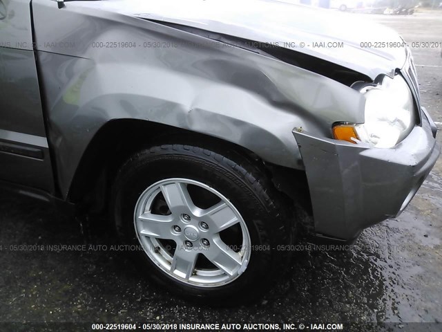 1J8GR48K67C565341 - 2007 JEEP GRAND CHEROKEE LAREDO/COLUMBIA/FREEDOM 灰色 照片 6