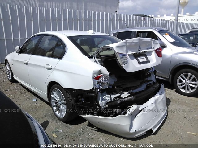 WBAPN7C56BF184759 - 2011 BMW 335 D WHITE photo 3