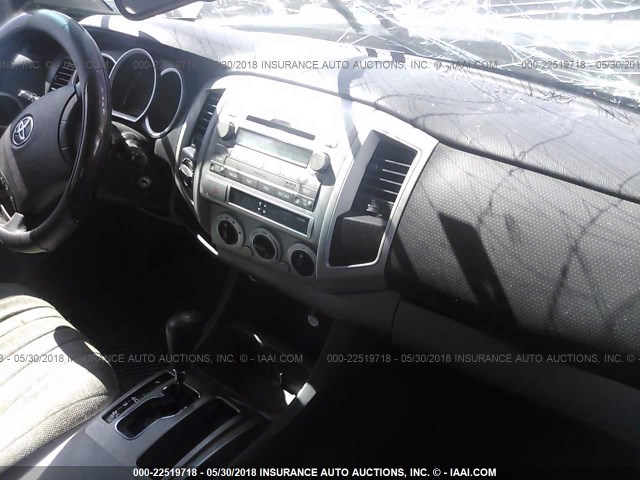 3TMLU42N49M027004 - 2009 TOYOTA TACOMA DOUBLE CAB WHITE photo 5