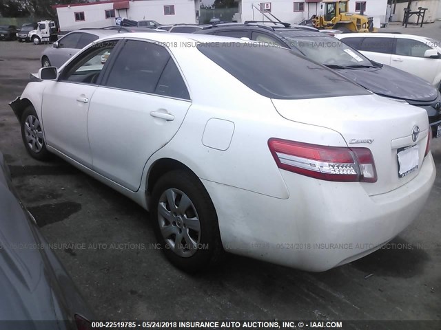 4T4BF3EK1BR087990 - 2011 TOYOTA CAMRY SE/LE/XLE თეთრი ფოტო 3