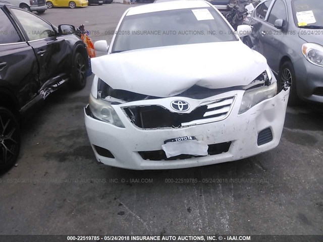 4T4BF3EK1BR087990 - 2011 TOYOTA CAMRY SE/LE/XLE თეთრი ფოტო 6