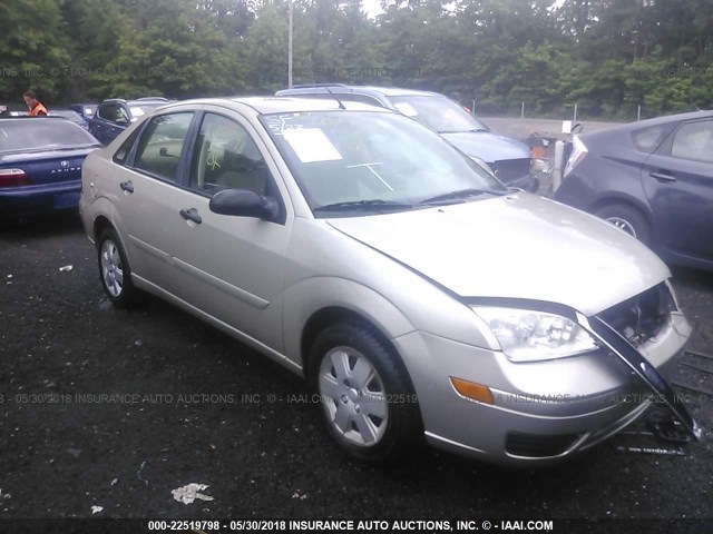 1FAHP34N37W233213 - 2007 FORD FOCUS ZX4/S/SE/SES BEIGE photo 1