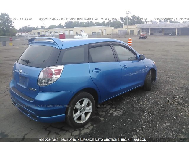 2T1KR32E77C649027 - 2007 TOYOTA COROLLA MATRIX XR BLUE photo 4