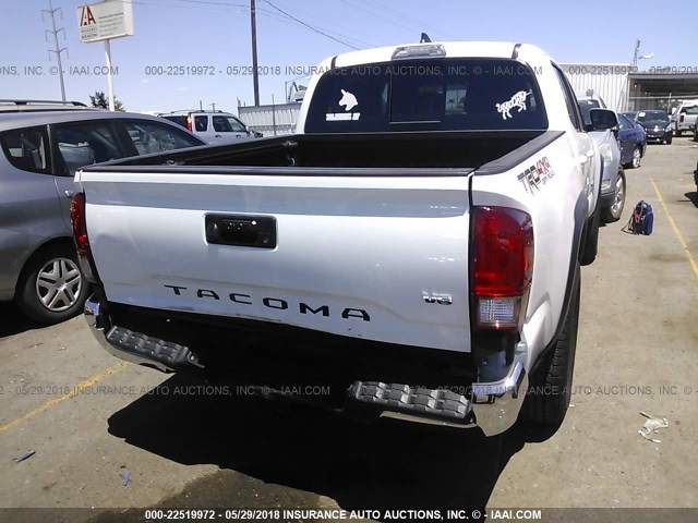 3TMCZ5AN0HM074103 - 2017 TOYOTA TACOMA DBL CAB/SR/TRDSPT/OR/PRO თეთრი ფოტო 6