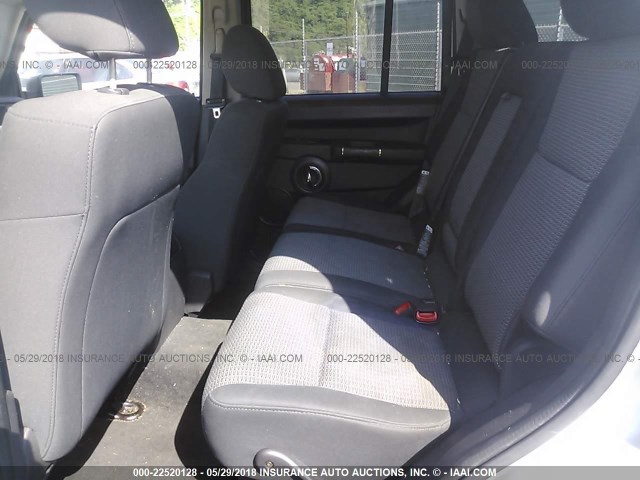 1J4RG4GK1AC140831 - 2010 JEEP COMMANDER SPORT ვერცხლისფერი ფოტო 8