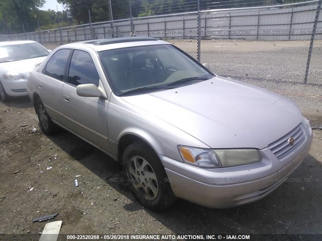 4T1BF22K9VU902191 - 1997 TOYOTA CAMRY CE/LE/XLE 金色 照片 1