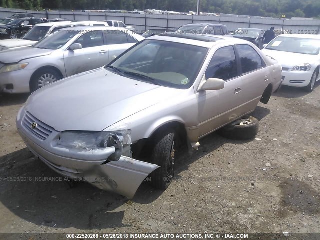 4T1BF22K9VU902191 - 1997 TOYOTA CAMRY CE/LE/XLE GOLD photo 2