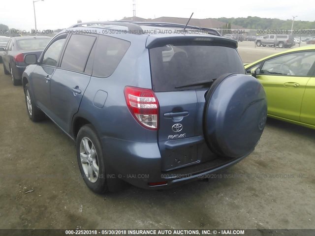 2T3BF4DV5CW246322 - 2012 TOYOTA RAV4 BLUE photo 3