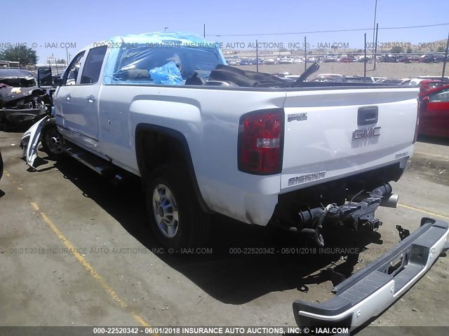 1GT42YEY5HF120913 - 2017 GMC SIERRA K3500 DENALI WHITE photo 3