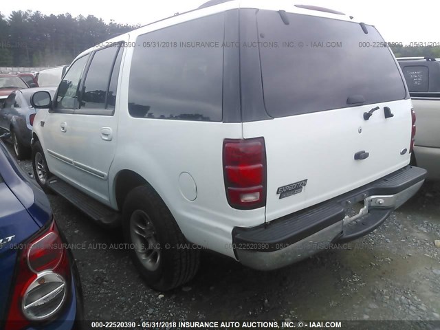 1FMRU15L7YLA90242 - 2000 FORD EXPEDITION XLT WHITE photo 3