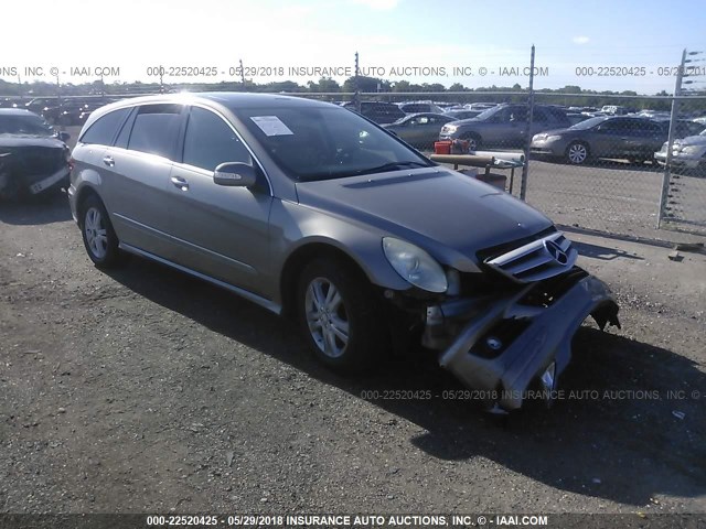 4JGCB56E18A064878 - 2008 MERCEDES-BENZ R 350 GOLD photo 1