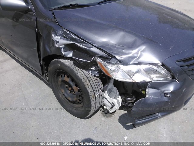 4T1BE46K69U346890 - 2009 TOYOTA CAMRY SE/LE/XLE GRAY photo 6