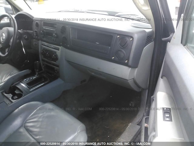 1J8HH48K46C128329 - 2006 JEEP COMMANDER შავი ფოტო 5