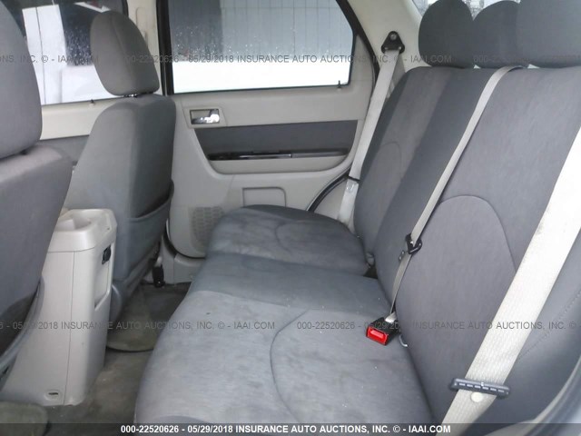 4F2CY0C78BKM03343 - 2011 MAZDA TRIBUTE I WHITE photo 8