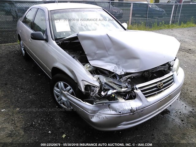 4T1BG22K81U054229 - 2001 TOYOTA CAMRY CE/LE/XLE GOLD photo 6