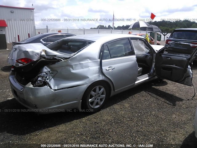 4T1BK36B57U246747 - 2007 TOYOTA AVALON XL/XLS/TOURING/LIMITED SILVER photo 4