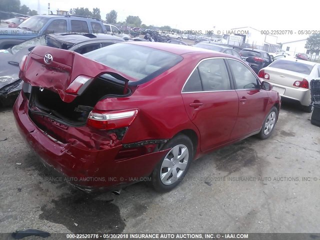 4T1BK46K37U008711 - 2007 TOYOTA CAMRY NEW GENERAT LE/XLE/SE RED photo 4